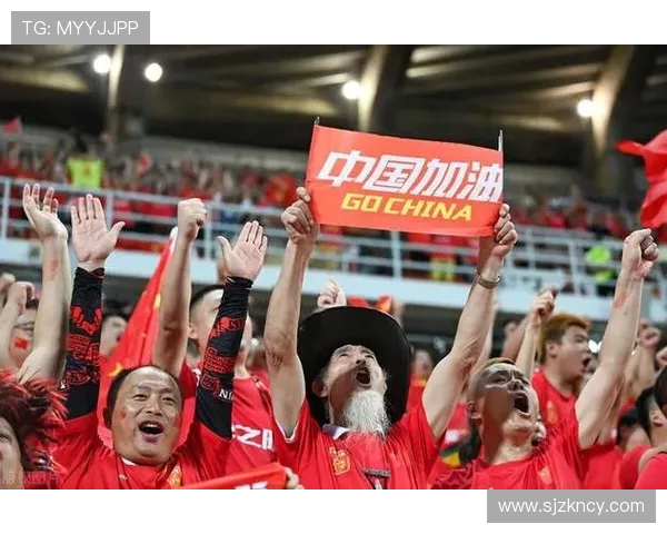 上海足球队以55分领跑大满贯积分榜展现强劲实力和夺冠希望