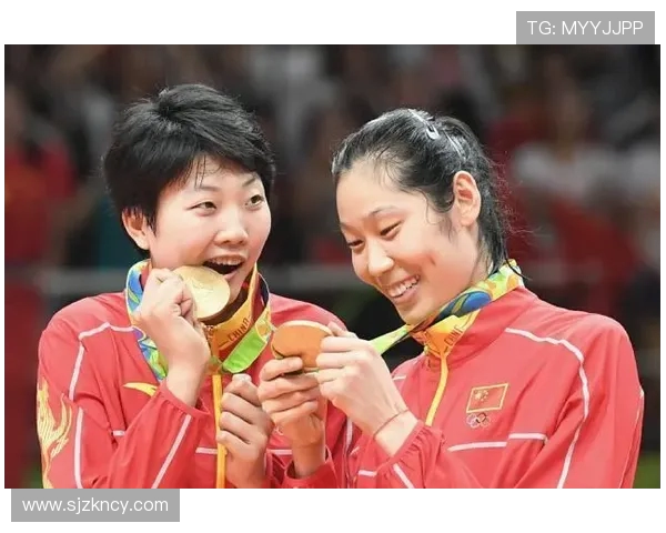 重庆排球队以60分领跑总决赛积分榜展现强劲实力和竞争优势