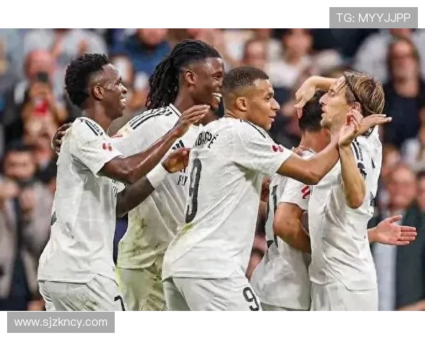 2016年罗马对阵皇马的经典对决回顾与战术分析 2016年罗马对阵皇马的经典对决回顾与战术分析