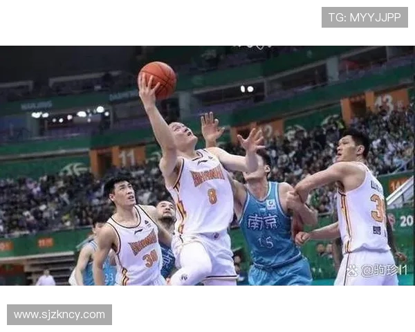 老虎大学与蒙特雷的精彩对决揭示了高校篮球的无限魅力与竞争精神