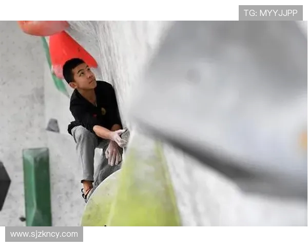 专业解读:重庆攀岩队的包夹打法