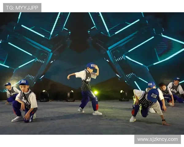 南京街舞队灵活性创新高引领街舞潮流新风尚